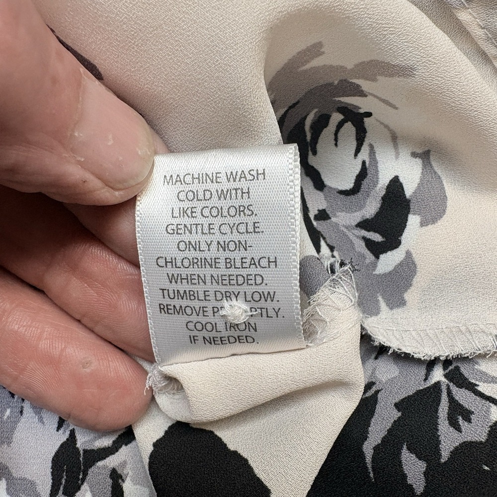 Candie's Women's L Chiffon Floral Button-Up Blouse White Black Gray Long Sleeve - Picture 12 of 13